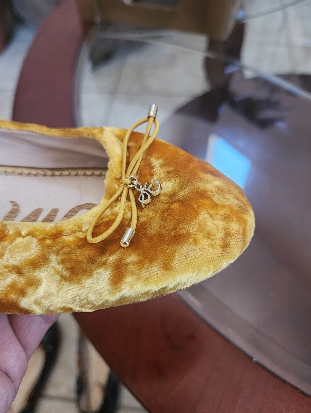 Sam Edelman FELICIA Ballet Slupper Velvet in Mustard Yellow - Shoes - Picture 3 of 8